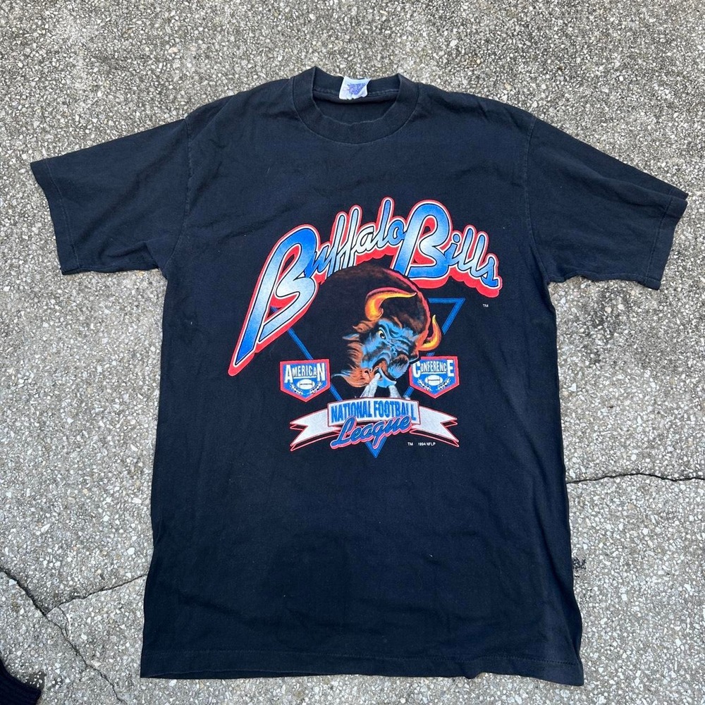 *SOLD* 90s Buffalo Bills NFL Graphic Single Stitch Made In USA T-shirt Size